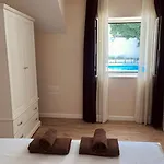 Apartment With Sunset Terrace