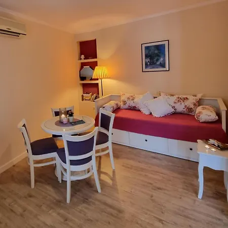 Luxury Sunny Apartment *