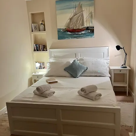 Apartment With Sunset Terrace