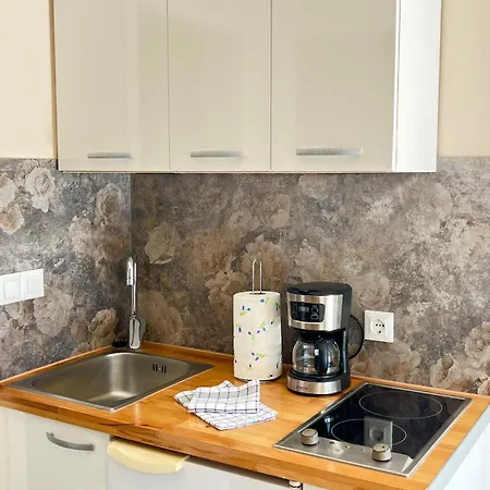 With Sunset Terrace Appartamento Mlini